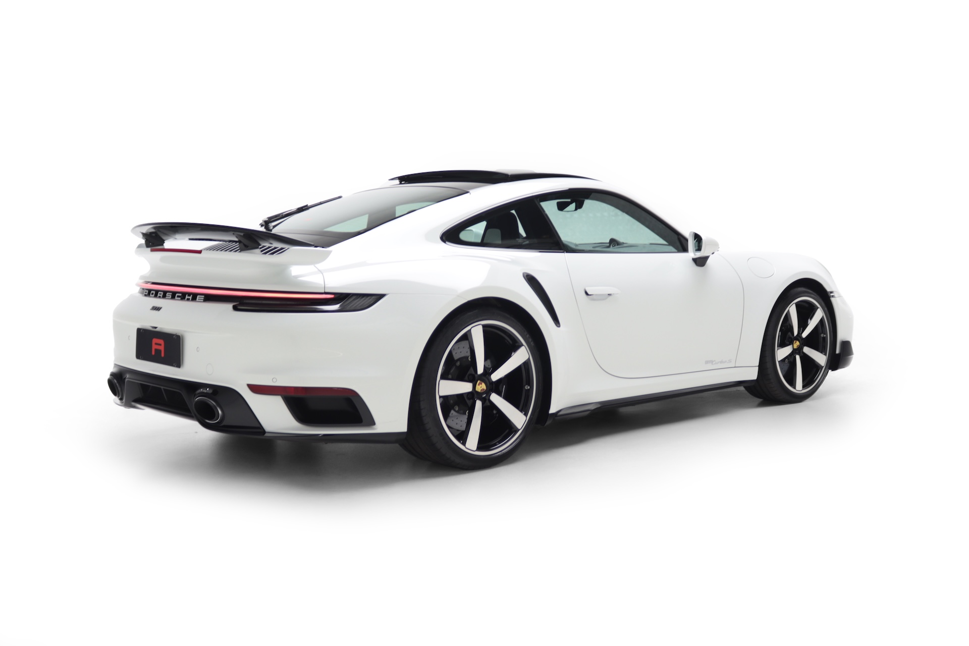 Porsche 911 Turbo S branco do acervo da All Motors